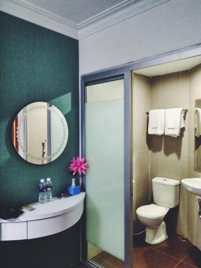 Orion Hotel Batam Екстериор снимка