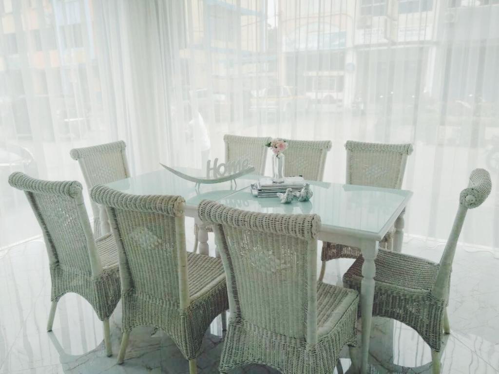 Orion Hotel Batam Екстериор снимка